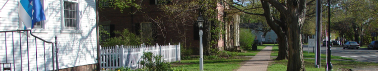Streetscape scene in Wethersfield, CT